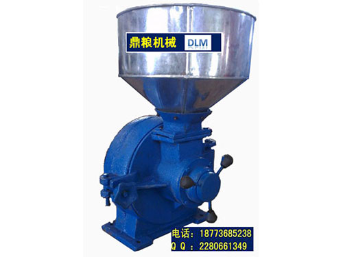 30型磨片式粉碎機(jī)、磨粉機(jī)磨粉機(jī)，磨片式，產(chǎn)量達(dá)1000公斤時(shí),粗細(xì)可調(diào)